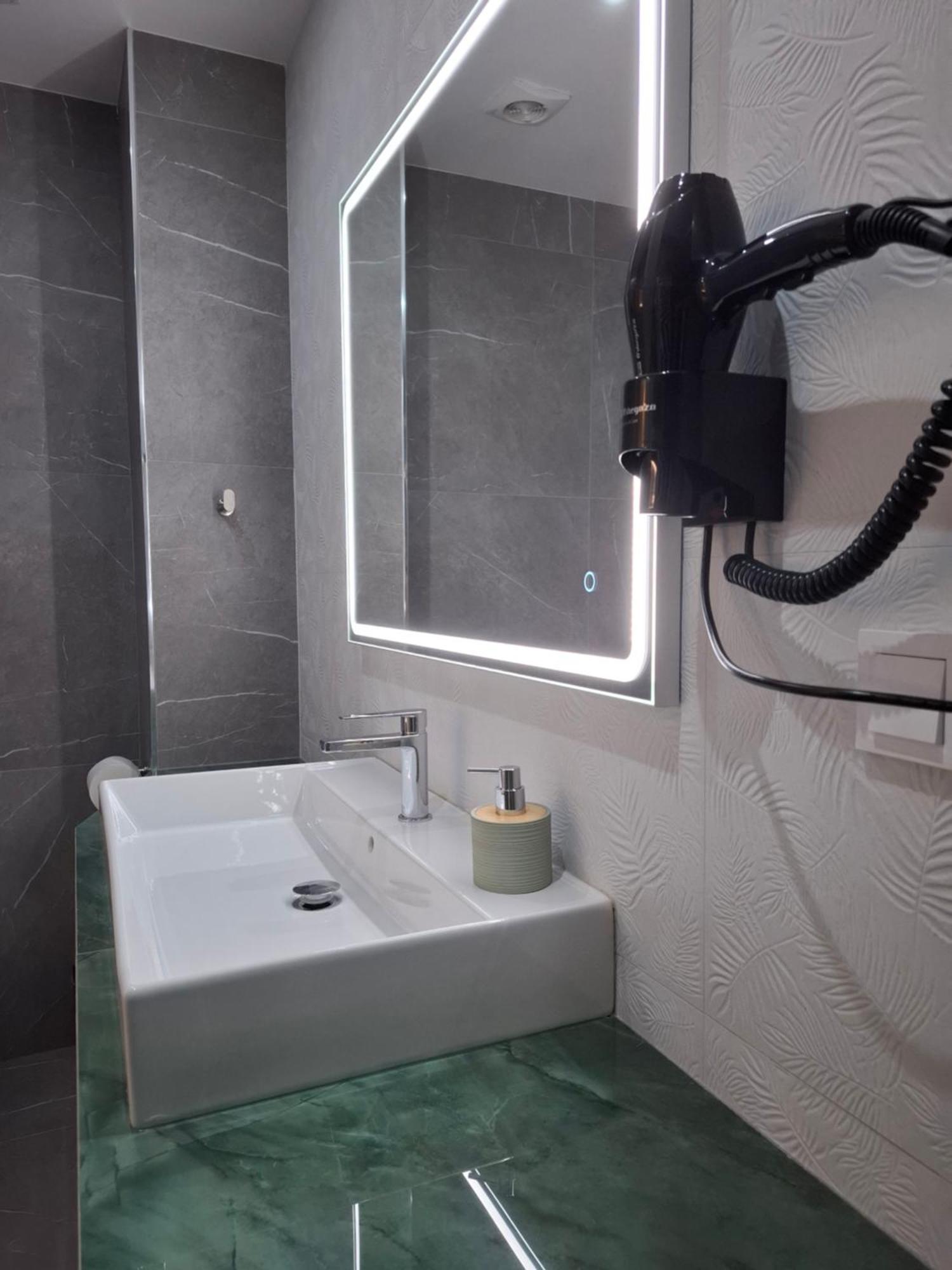 Hotel Exotique Santander Extérieur photo